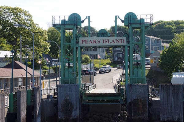 Peaks Island pier