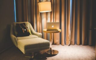 A relaxing hotel room in Wells, Maine